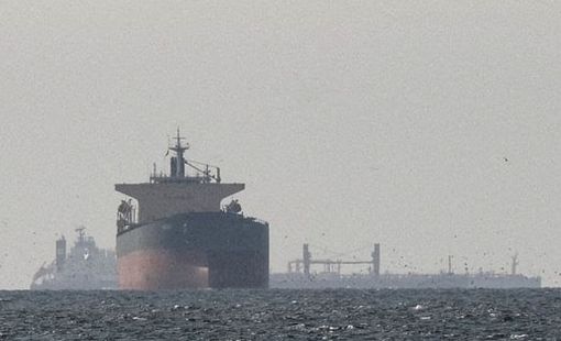 Đáp trả Mỹ, Iran bắt giữ tàu đang trên đường vượt eo biển Hormuz tới một nước châu Á