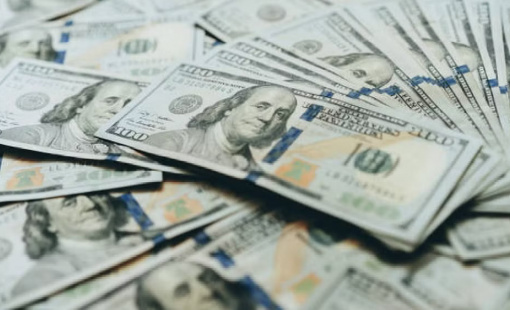 Đồng USD giảm nhẹ nhưng vẫn duy trì đà tăng tuần qua