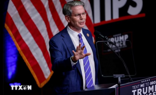 Mỹ sẽ không gia hạn lệnh miễn trừ vận chuyển dầu đối với Nga và Iran