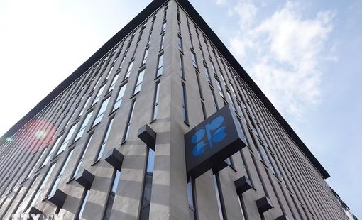 UAE rút khỏi OPEC+: Liên minh suy yếu nhưng vẫn giữ vững vị thế