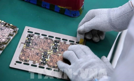 Các hãng bán dẫn Trung Quốc lập kỷ lục doanh thu