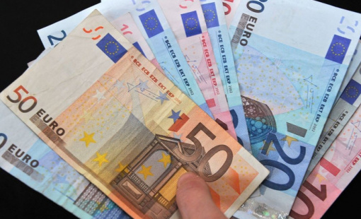 Ngân hàng Trung ương châu Âu cân nhắc quyết định về lãi suất