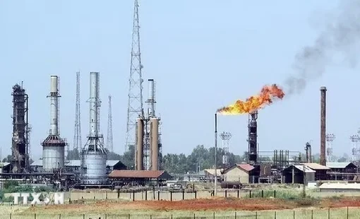 Giá dầu Brent giảm xuống gần mức 92 USD mỗi thùng
