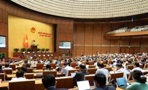 Thống nhất trình Quốc hội giảm mạnh thuế xăng dầu để ứng phó biến động giá năng lượng, áp dụng từ 16/4 đến 30/6