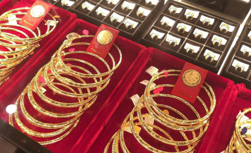 Giá vàng giảm sâu, “bốc hơi” 6,5 triệu đồng/lượng