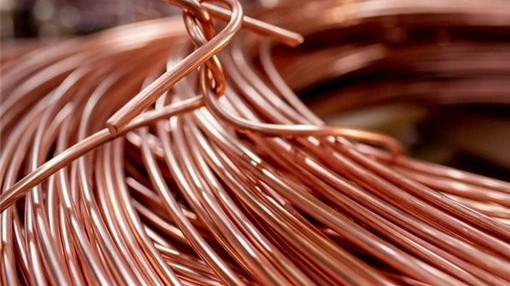 Giá đồng tiến sát mức cao kỷ lục khi nguồn cung toàn cầu thắt chặt
