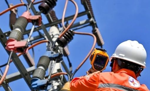 Tập đoàn Điện lực Việt Nam (EVN) có thể sẽ tăng giá điện để xử lý khoản lỗ lũy kế gần 45.000 tỷ đồng