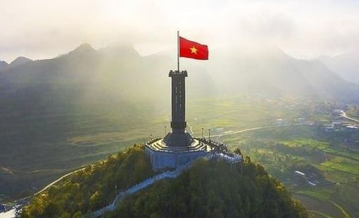 Một cổ phiếu chứng khoán phá đỉnh lịch sử, vốn hoá vượt mốc 32.000 tỷ đồng, chuyện gì đang xảy ra?