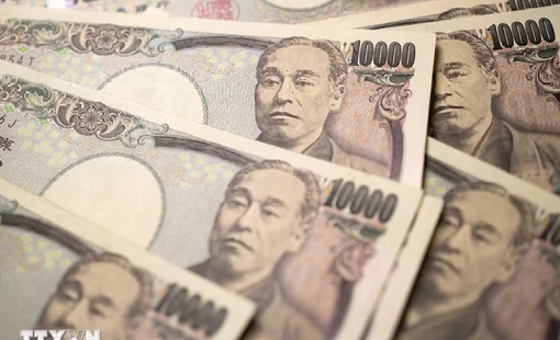 Nhật Bản có thể tăng lãi suất để hỗ trợ đồng yen trong năm 2026