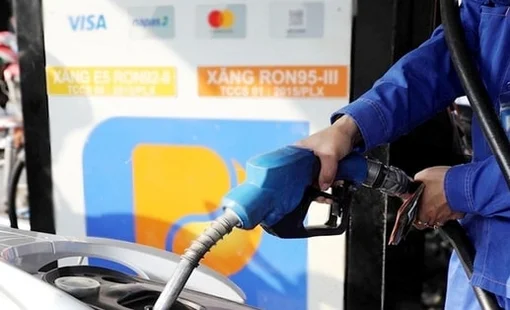 Giá xăng dầu ngày 21/5 đồng loạt tăng, xăng RON95 vượt 25.500 đồng/lít