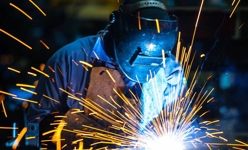 Một cổ phiếu ngành thép tăng trần lên cao nhất 2 năm