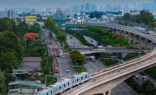 Bộ Chính trị yêu cầu TP.HCM tăng tốc, đưa 200 km metro vào vận hành trước năm 2030