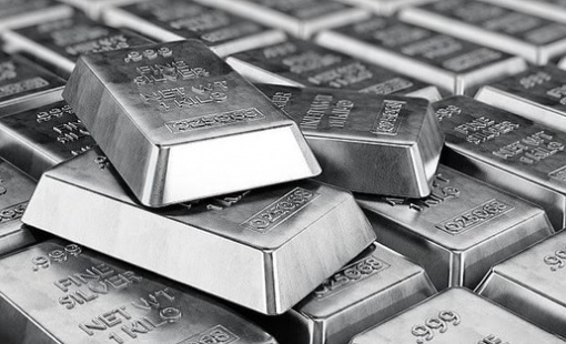 Quỹ bạc do BlackRock quản lý “xả” 100 tấn bạc chỉ trong một tuần