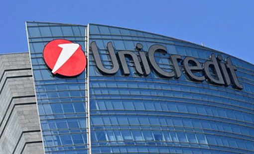 UniCredit khởi động kế hoạch mua lại Commerzbank