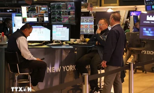 Thị trường chứng khoán Mỹ: Cổ phiếu công nghệ bị bán tháo trở lại