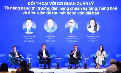 Sau nâng hạng, bài toán lớn hơn là giữ chân dòng vốn dài hạn
