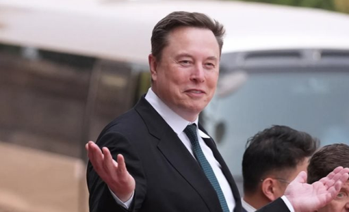 Elon Musk chính thức mất danh hiệu tỷ phú đôla