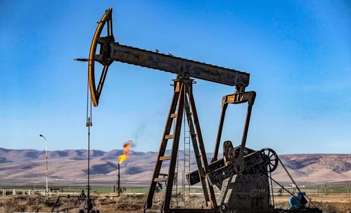Giá dầu lao dốc cuối tuần khi kỳ vọng về thỏa thuận Mỹ-Iran gia tăng