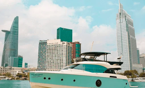 Đại hạ giá 4 lần gần 14 tỷ, du thuyền của bà Trương Mỹ Lan vẫn không có người mua