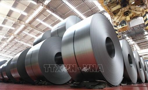 Các hãng thép Hàn Quốc đối mặt thách thức trước đàm phán tiền lương