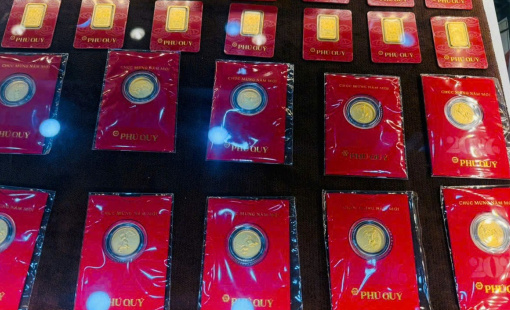 Giá vàng giảm sâu về mức 157,5 triệu đồng/lượng