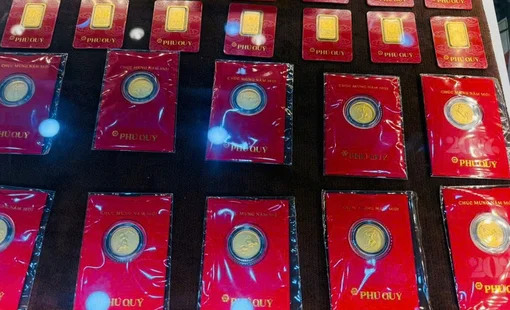 Giá vàng giảm sâu về mức 157,5 triệu đồng/lượng