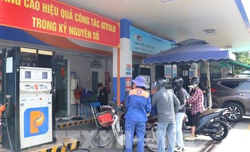 Giá xăng dầu tiếp tục giảm từ chiều 25/6