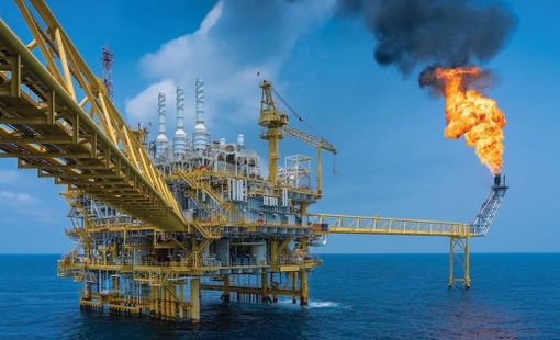 Giá dầu mất hơn 40% từ đỉnh, nhóm Dầu khí sẽ phân hóa ra sao?