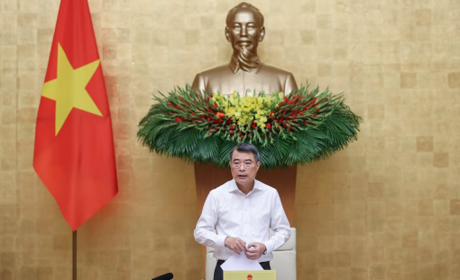 Thủ tướng Lê Minh Hưng: Ngân hàng Nhà nước giữ ổn định thanh khoản và lãi suất, Bộ Tài chính trình đề án phát triển thị trường chứng khoán trong tháng 6