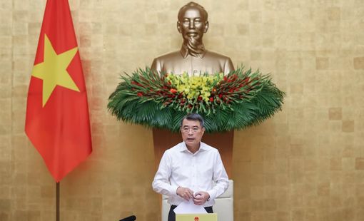 Thủ tướng Lê Minh Hưng: Ngân hàng Nhà nước giữ ổn định thanh khoản và lãi suất, Bộ Tài chính trình đề án phát triển thị trường chứng khoán trong tháng 6