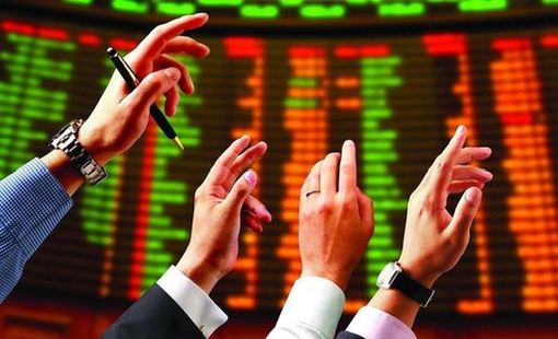 Một cổ phiếu ngân hàng bị tự doanh CTCK "xả" mạnh trong phiên tăng điểm