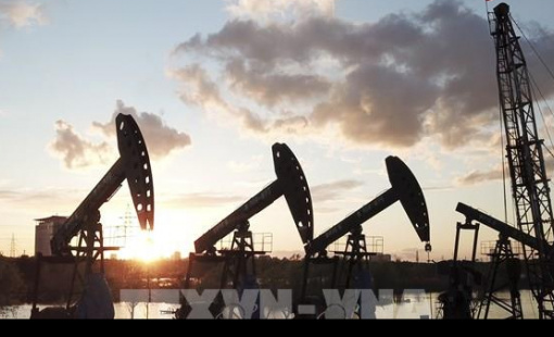 Giá dầu thế giới giảm 3% sau thoả thuận ngừng bắn giữa Israel và Liban