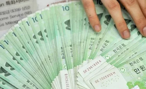 Đồng won giảm xuống mức thấp nhất trong 17 năm