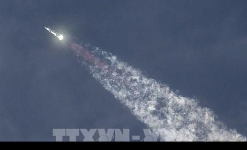 Cổ phiếu SpaceX rơi xuống dưới giá IPO
