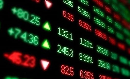 Chuyên gia VinaCapital chỉ cách đầu tư "không nhìn bảng điện" vẫn thu lợi nhuận hai chữ số