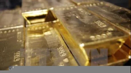 Giá vàng khởi sắc khi dữ liệu việc làm Mỹ suy yếu