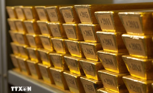 Giá vàng thế giới tăng hơn 1% nhờ kỳ vọng giảm căng thẳng Mỹ-Iran