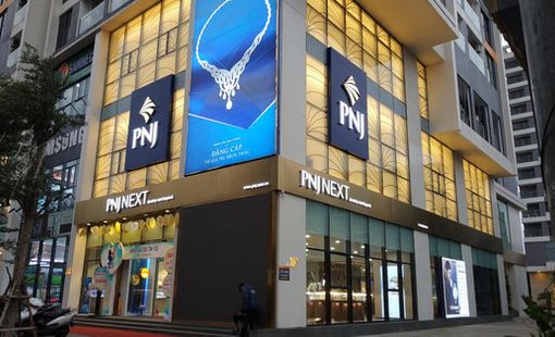 PNJ thông báo doanh thu bán lẻ tháng 7/2026 tăng gần 20%, 'cá mập' trung thành vẫn bán ra và không còn là cổ đông lớn