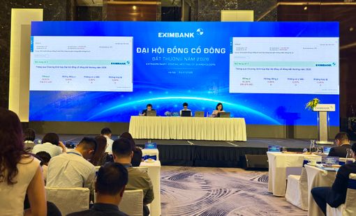 Eximbank thay loạt thành viên HĐQT, ước lãi 730 tỷ đồng nửa đầu năm