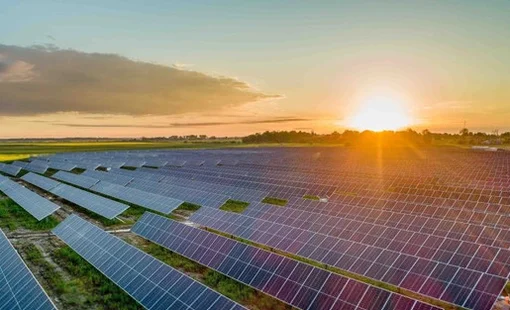 Tập đoàn 110 năm tuổi của Foxconn thâu tóm hoàn toàn DN điện mặt trời tại Việt Nam, lấn sân sang pin lưu trữ