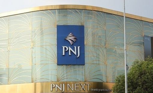 Nóng: PNJ đã mua lại hơn 7.000 tỷ đồng hàng hoá từ khách trong 27 ngày giữa lúc nhu cầu bán lại kim cương tăng đột biến