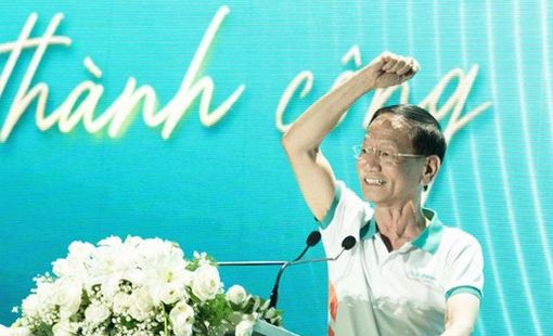 Nhóm cổ phiếu hệ sinh thái của ông Vũ Văn Tiền đồng loạt có biến