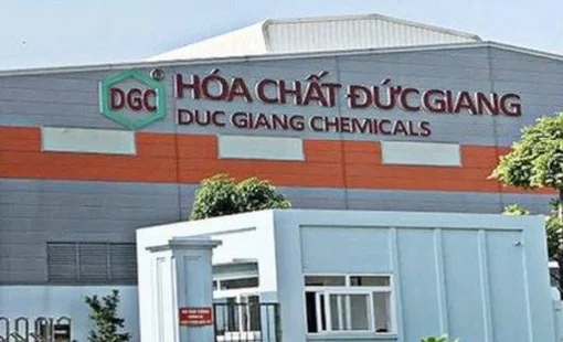 Cổ phiếu Hóa chất Đức Giang (DGC) tiếp tục bị HoSE 'tuýt còi'"