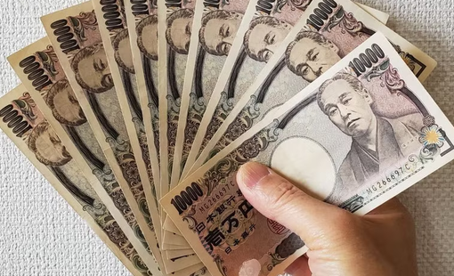 Những giằng co xung quanh việc đồng yen rơi xuống đáy 40 năm