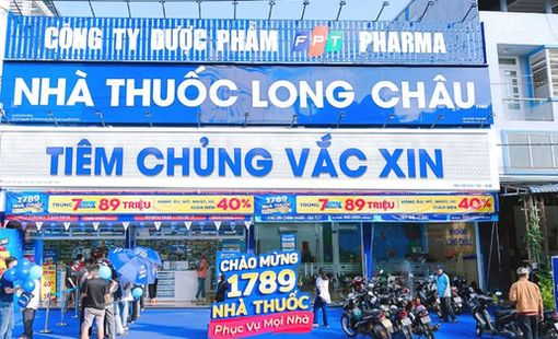 Chủ nhà thuốc Long Châu thông báo thay đổi quan trọng, cổ phiếu tăng kịch trần