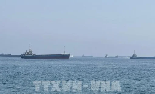 Iran phản ứng sau tuyên bố của Mỹ về eo biển Hormuz