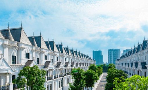 Nghịch lý trên thị trường bất động sản Hà Nội