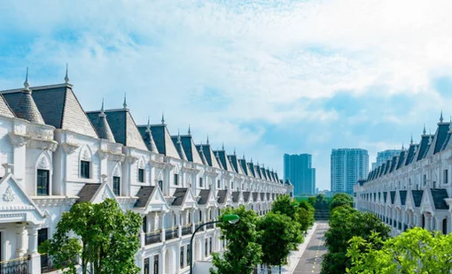 Nghịch lý trên thị trường bất động sản Hà Nội