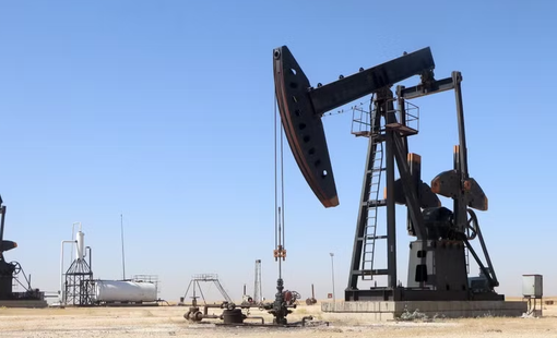 Giá dầu châu Á tăng khi Mỹ cảnh báo phong tỏa hàng hải vô thời hạn đối với Iran
