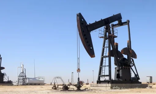 Giá dầu châu Á tăng khi Mỹ cảnh báo phong tỏa hàng hải vô thời hạn đối với Iran